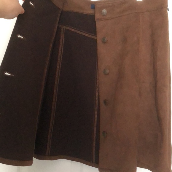 🤎Chaps Denim Brown Suede Mini Skirt Buttons Spring Fall Size 8 Large Medium🤎 - Picture 9 of 9